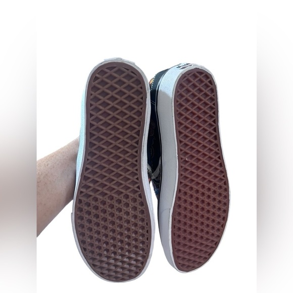 Colorful Women's Slip-On Flats - Picture 5 of 8